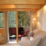 Appartement Grand Roc-3 By Interhome Chamonix