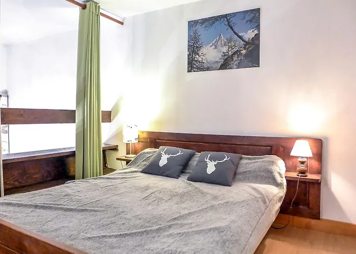 Apartment Grand Roc.1 *